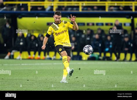 Salih Ozcan Borussia Dortmund Hi Res Stock Photography And Images Alamy