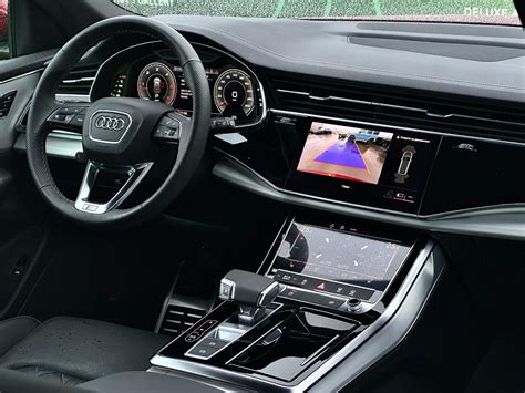 Купить AUDI Q8 в наличии салона в Москве и Алматы, заказать автомобиль ...