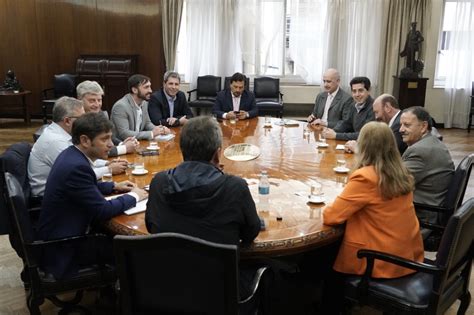 Sergio Massa Se Reunió Con Gobernadores Del Pj Para Avanzar Sobre El Pago De Sueldos Y Aguinaldos