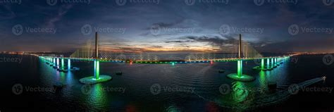 Drone Panorama Of Sunshine Skyway Bridge Over Tampa Bay 17517113 Stock