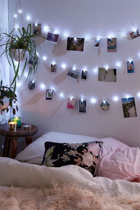 The Ultimate Freshman Guide To Dorm Decor Society19