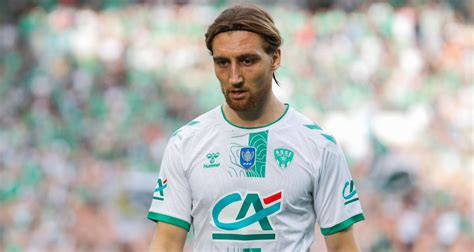 Asse Lobry Délivre Un Message Despoir Après La Claque En Coupe De France