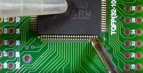 Пайка SMD компонентов своими руками. Инструкция - KAVMASTER