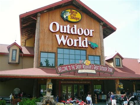 Bass Pro Shops Outdoor World Sevierville Tn Hours Address Attraction Reviews Tripadvisor