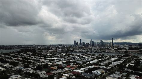 Severe Storms Lash South East Queensland On Good Friday Sunny Skies Forecast For Rest Of The