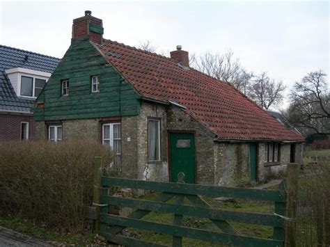 Verlaten En Vervallen Huisje In Ureterp Verlaat Friesland Nederland