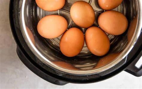 Boil Eggs In A Rice Cooker Best Helpfutips And Advantages