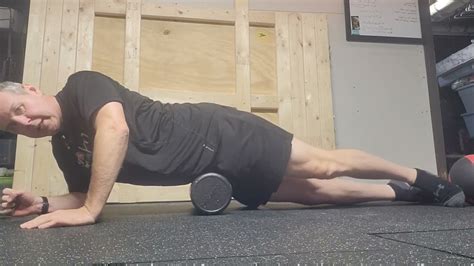 Foam Rolling Hip Flexors And Quads Youtube