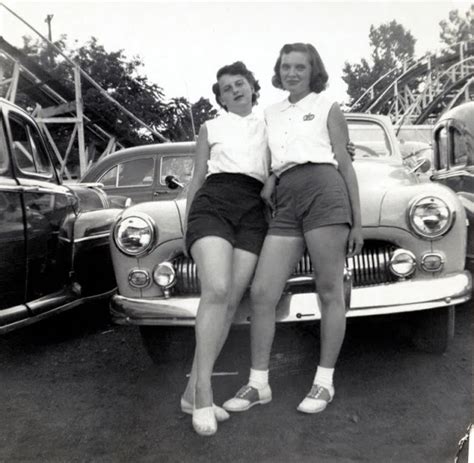 Cool Pics Capture ‘50s Beautiful Ladies In Shorts Posing With Their Cars Vintage News Daily