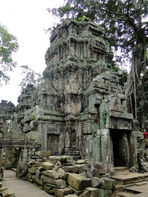 Ta Prohm (Tomb Raider) Temple : Angkor | Visions of Travel