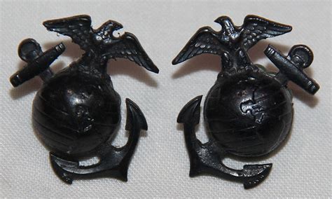 H077 Pair Of Wwii Usmc Ega Collar Insignia B And B Militaria