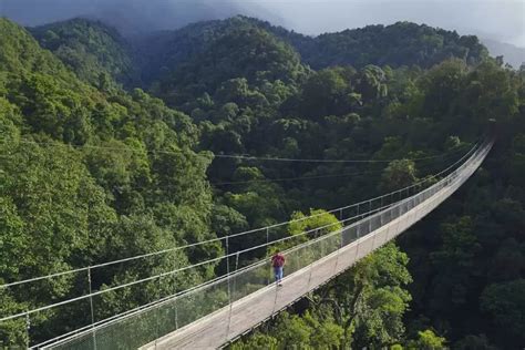 Rasakan Sensasi Jembatan Gantung Terpanjang Se Indonesia Di Situ Gunung