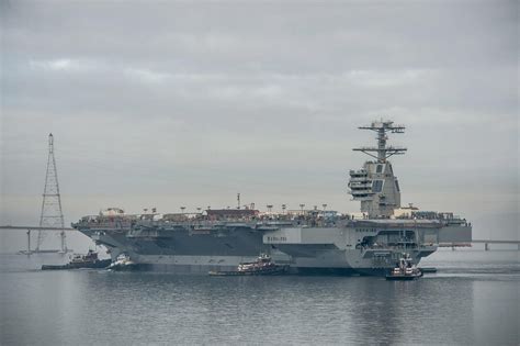 USS Gerald R. Ford (CVN 78) on it's first voyage.[1024 x 682] : r/WarshipPorn