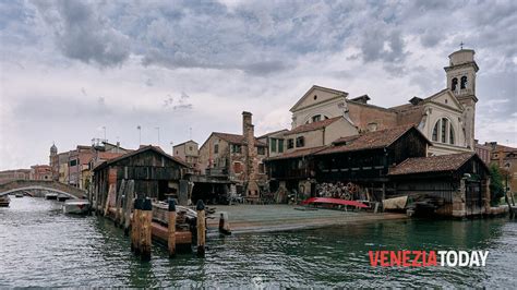 Cos Lo Squero A Venezia