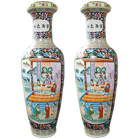 Large Chinese Porcelain Qianlong Vase For Sale At 1stdibs