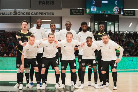 D Futsal Le Sporting Club De Paris Carte Paris Acasa Et Se Rapproche