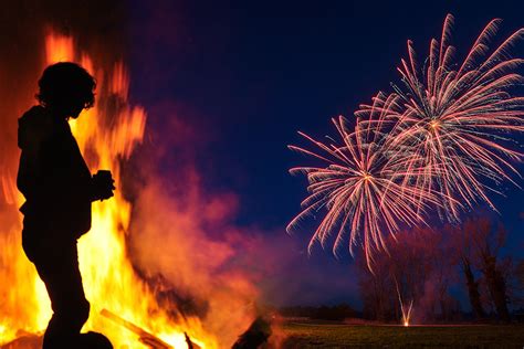 Berlin Pankow Osterfeuer 2024 FEUERWERK FANPAGE De