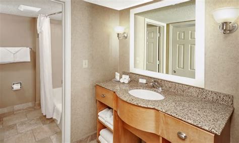 Homewood Suites Indianapolis-Keystone Crossing Rooms