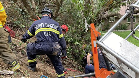 Tree Trimmer Trapped Minutes By Fallen Heavy Equipment