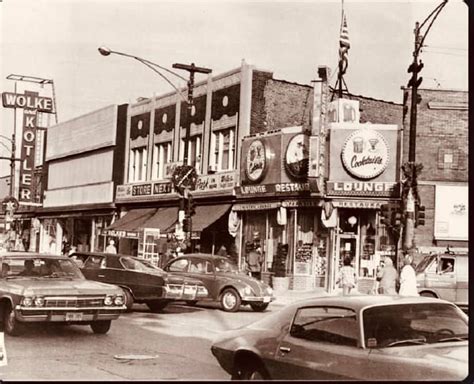 Northeast Corner Of Milwaukee And Lawrence Early 1970s Rchicagonwside