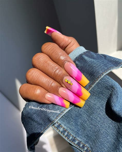 40+ Pretty Ideas for Pink and Yellow Nails that Turn Heads - Nail ...