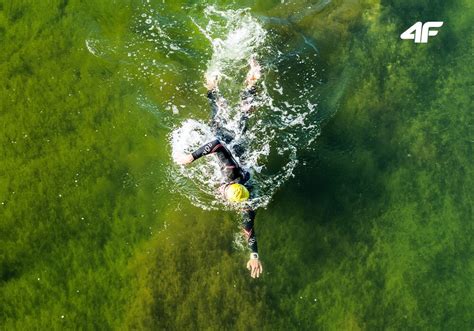 Góra od bikini damska 4F sportowa odzież i obuwie