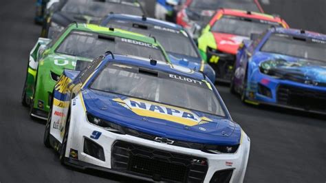 Hometown Hero Chase Elliott Wins At Atlanta For First Time Yardbarker