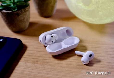 为什么有人买得起苹果 13，却用山寨 Airpods？ 知乎