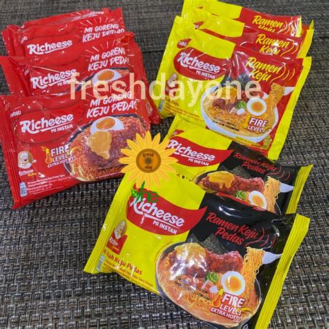 Nabati Richeese Noodle Mi Goreng Ramen Bundle Of 5 Packs Shopee