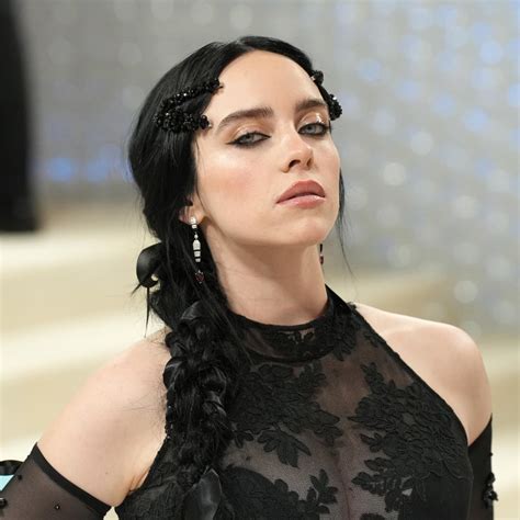 Billie Eilish Apparently Had No Idea Who She Was With Blonde Hair