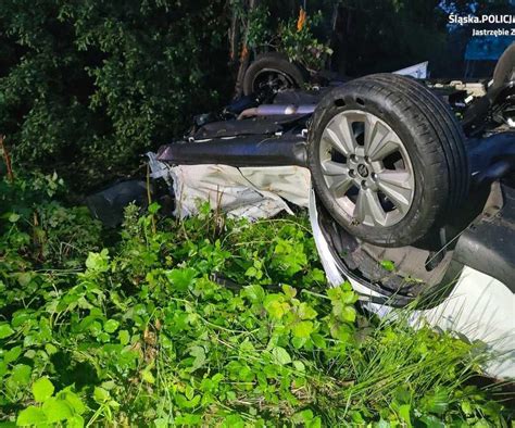 Dramatyczny wypadek w Jastrzębiu Zdroju Kierowca zginął na miejscu