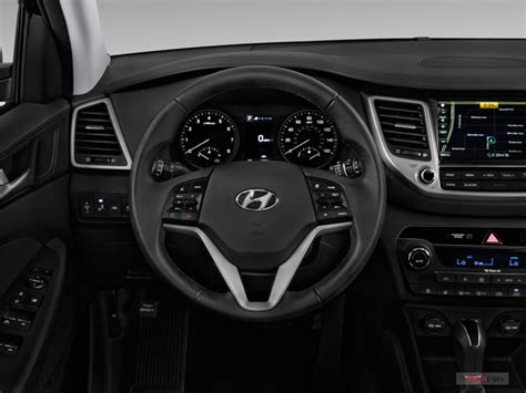 2018 Hyundai Tucson: 114 Interior Photos | U.S. News