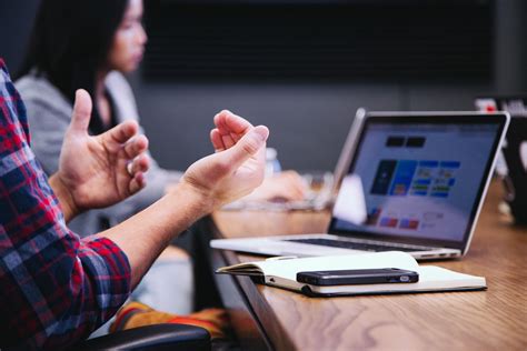 SMB Sales: Guide To Achieve B2B Marketing Growth
