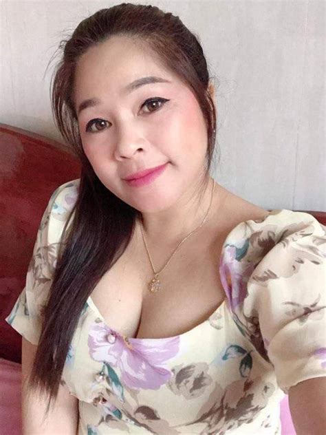 Cerita Sex Gaga Gara Rokok Dapat Buah Dada Tante Cerita Sex