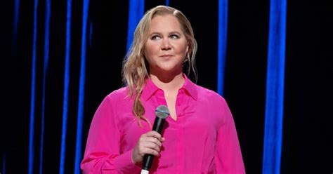 Amy Schumer To Debut New Comedy Special On Netflix In June