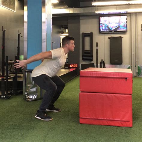 10 Box Jump Variations to Boost Strength, Explosiveness, and Athleticism | BarBend