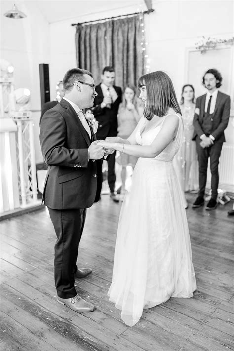 Light And Airy Maidstone Wedding Photography Emma And Jamie — White Stag