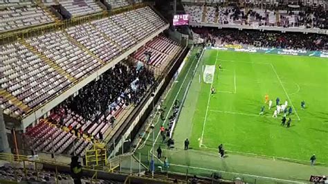 Salernitana Lazio I Tifosi Allontanano La Squadra Dal Settore Ospiti