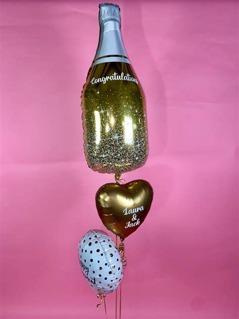 Golden Bubbly Bottle Balloon Bouquet