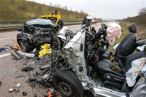 Tödlicher Falschfahrer Unfall auf A38 Jetzt wird gegen Polizisten