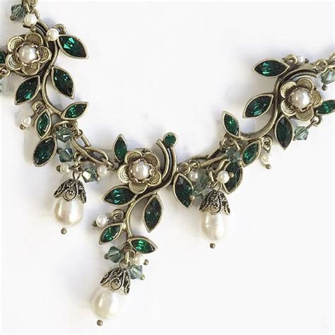 Emerald Green Crystal Vintage Necklace Emerald Statement Etsy