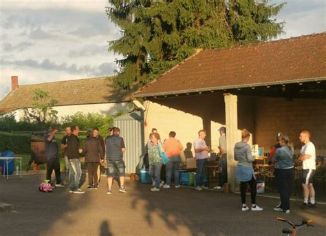 Saint Romain Sous Versigny Une F Te Des Voisins Conviviale Malgr La