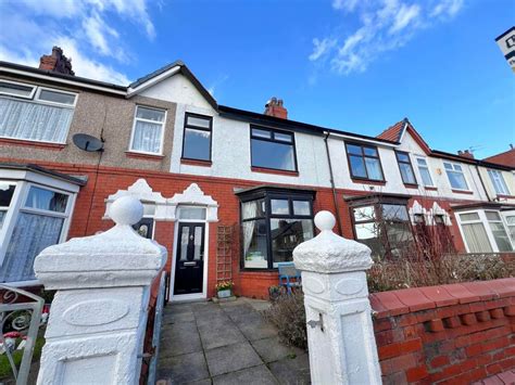 3 Bed Terraced House For Sale In Warren Avenue North Fleetwood Fy7 £