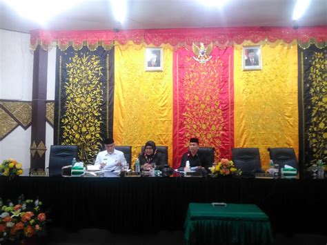 DPRD Kota Padang Sahkan APBD 2019 Sebesar Rp 2 7 Triliun Jurnal Sumbar