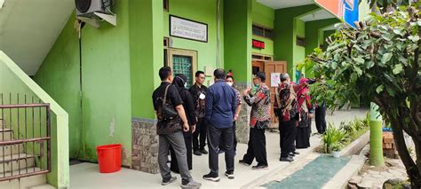 KUNJUNGAN STUDI BANDING SMA NEGERI 15 SURABAYA DAN SMA NEGERI 21