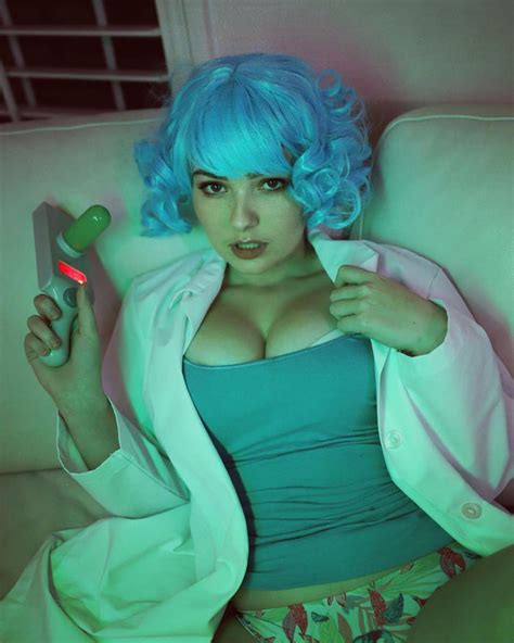 OMGcosplay as Rick - 9GAG