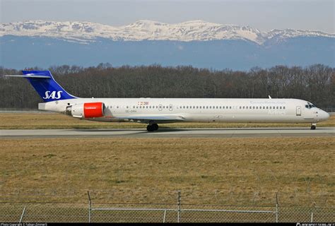 Se Dmh Sas Scandinavian Airlines Mcdonnell Douglas Md 90 30 Photo By