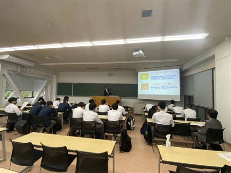 岡山県立岡山工業高等学校の生徒さんが学科模擬授業を体験 お知らせ・トピックス 岡山理科大学