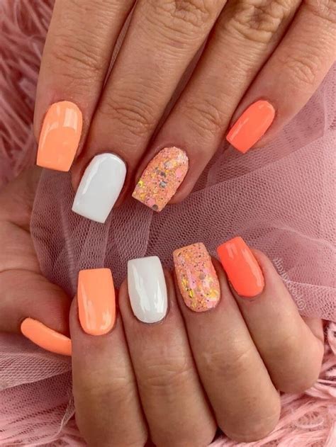 18 Coral Nail Designs You Ll Want To Try This Season The Ka Edit Unghie Idee Unghie Unghie