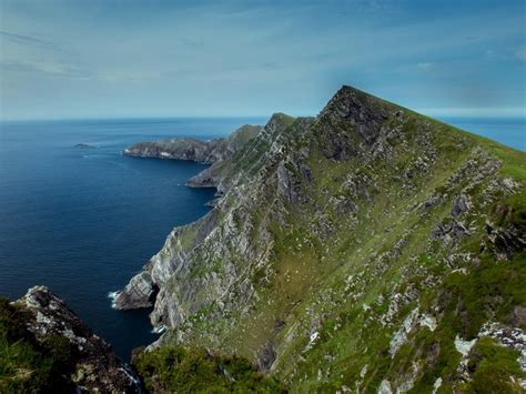 Taken at Croaghaun Sea Cliffs, Achill Island, Ireland. [1080x810] [OC ...